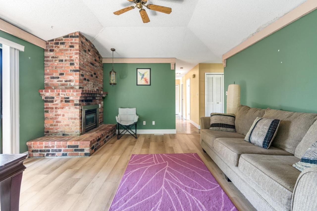 Cozy Retreat On Sandpiper Court - Room A Richmond Ngoại thất bức ảnh